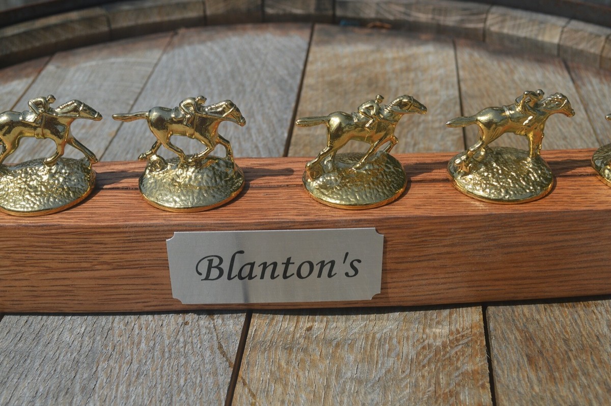Blanton's ウイスキー空瓶と馬のフィギュア台座セット Blanton's