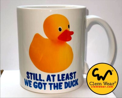 Rik Mayall Bottom Becher AT LEAST WE GOT THE DUCK lustige Tasse Untersetzer Kaffee Gummi