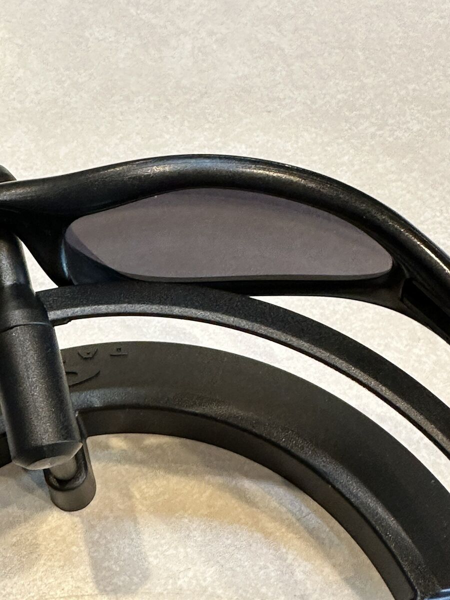 Oakley Vintage Minute 1.0 1st Gen Matte Black W/Black Oakley Vintage Minute 1.0 1st Gen Matte Black W/Black