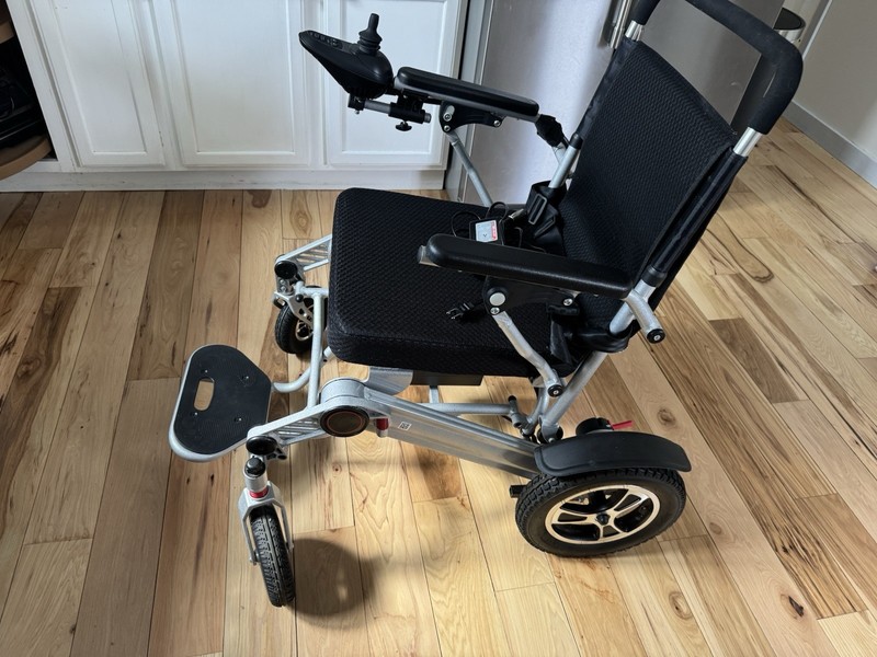 VIVE Mobility Electric Power Wheelchair, Joystick, Adjustable Footrests, 4-Wheel