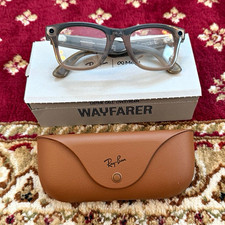 Ray-Ban Meta Wayfarer Warm Stone Red Transition RETIRED RW4006 w/ Case  Box