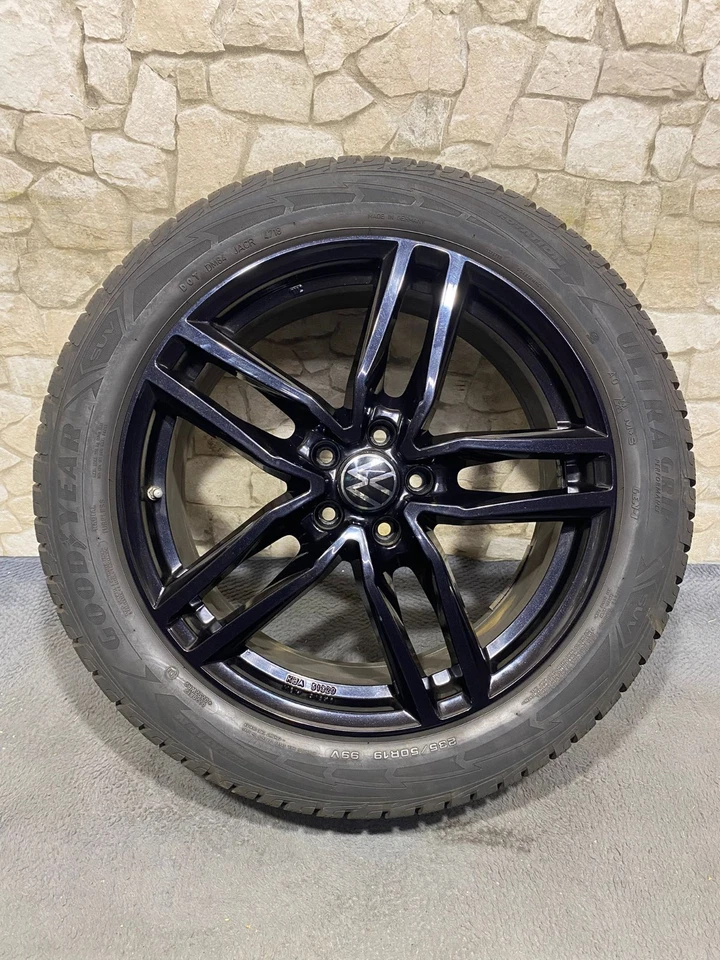 VW Tiguan 2 5NA 19 Zoll Felgen Winterreifen 235/50 R19 - Bild 4 von 4