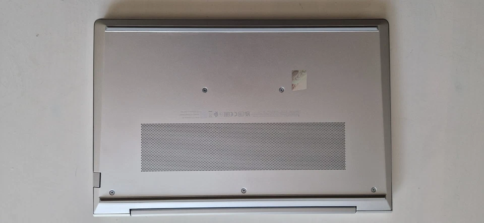 HP EliteBook 640 G9 · i5-1245U · 16GB · 238GB, photo 4 sur 5