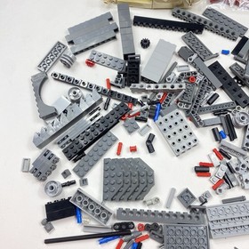 LEGO: Indiana Jones: Temple of the Crystal Skull Set #7627 INCOMPLETE (Read)