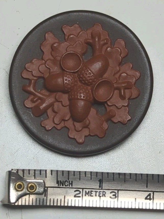 VINTAGE POTTERY CERAMCO DESIGNS FLORAL ROUND CLAY SIGNED OAK ACORN PIN BROOCH View 2