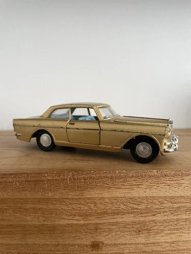 Dinky Gold Rolls Royce Silver Cloud III No 127 Die Cast Blue Interior 1964