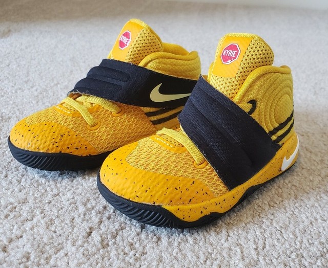 nike kyrie school bus shoes
