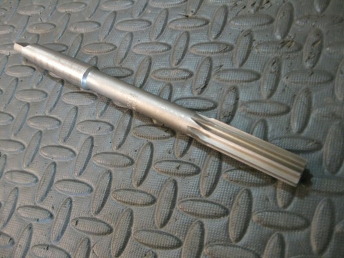 5/8" #2mt Reamer 9" Oal, Cleveland