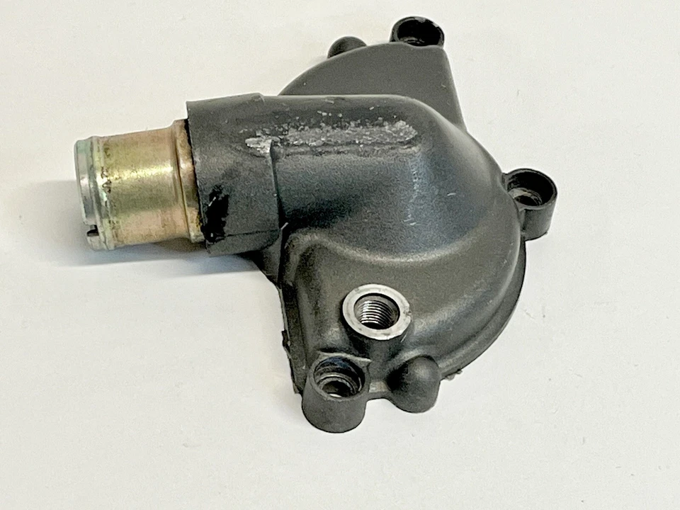 Cubierta de bomba de agua genuina Ducati 748 916 996 ST2 ST4 Monster S4R S4 24711141AB Foto 3 de 4