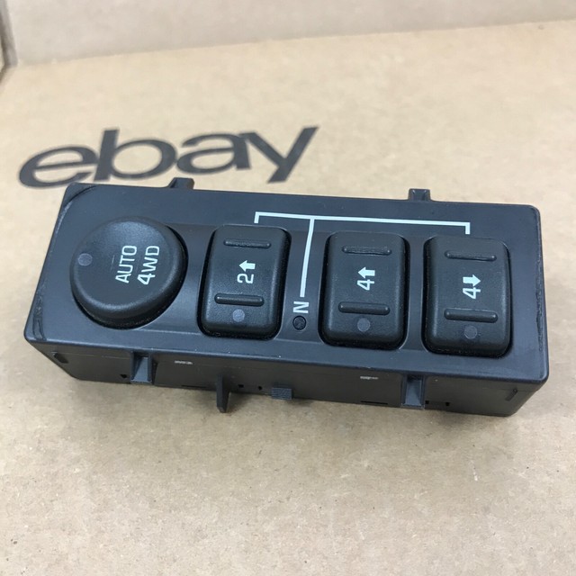 03-06 Chevy Silverado 4x4 Switch Auto OEM AWD 4hi 4 Lo. N Tested Before