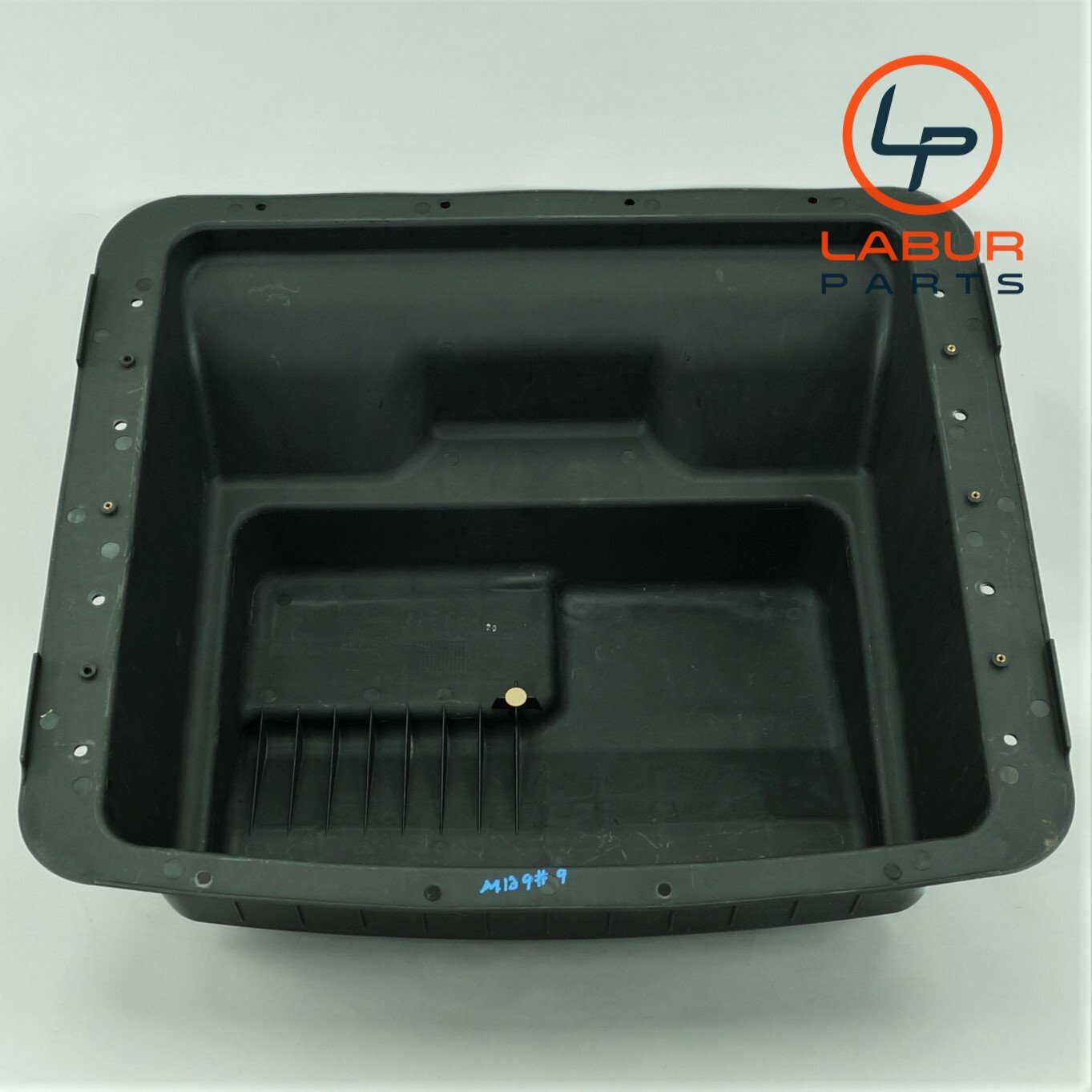 M139 Maserati 05-08 Quattroporte Trunk Spare Carrier Tub Bucket Liner Z1748