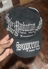 Supreme Mens Black Logo Graphic Print Basebal...