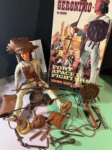 Marx Geronimo with box + accessories Fort Apache Fighters movable 11" figure