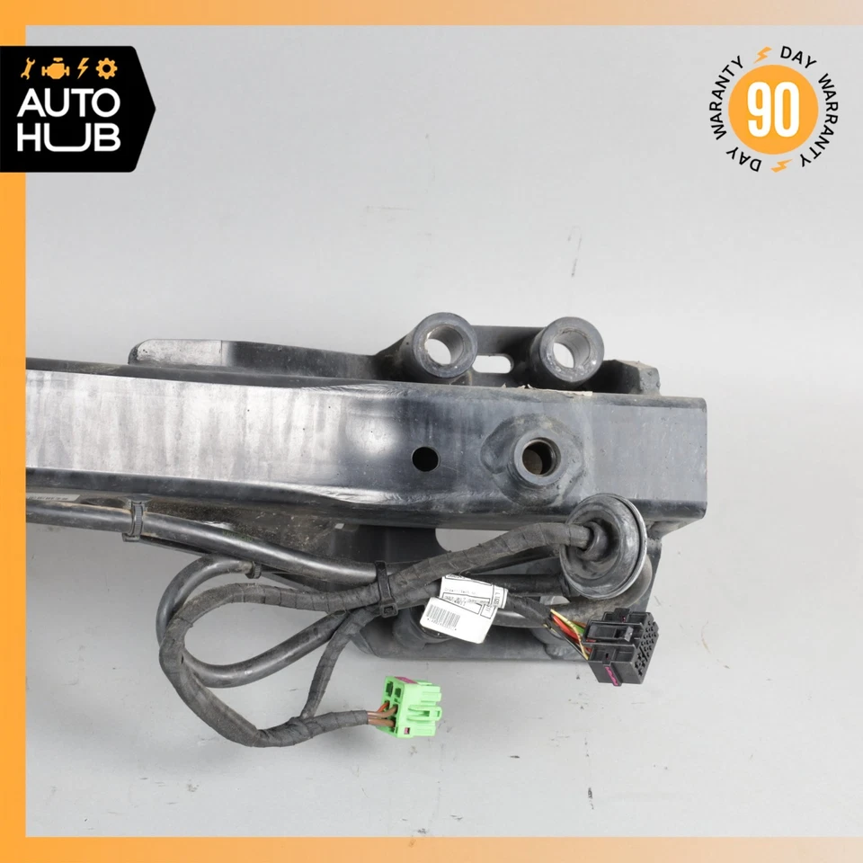 Barra de refuerzo de enganche de remolque trasero para remolque Porsche Cayenne 958 Turbo Touareg OEM Foto 2 de 4