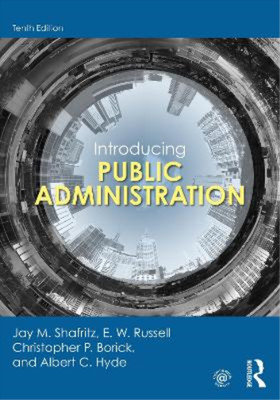 Albert C. Hyde Jay M. Shafritz E. W. Russell Chr Introducing Publ (Taschenbuch)
