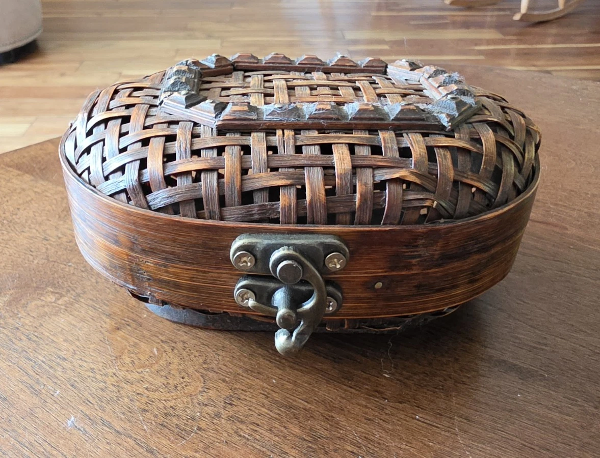Basket With Lid In Longaberger Collectibles Combos for sale | eBay
