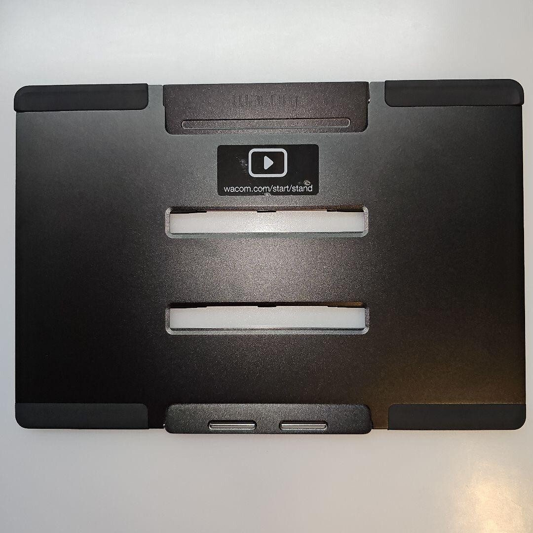 Wacom Cintiq Pro 13 DTH-1320/AK 替芯付き　値下！ WACOM Cintiq Pro 13 DTH-1320/K0｜買取価格 - リファン