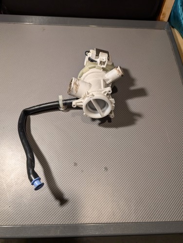 Blomberg Waschmaschine Ablaufpumpe für LBF0502W LBF1623W weitere Teile verfügbar