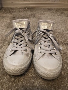 converse size 7.5 womens