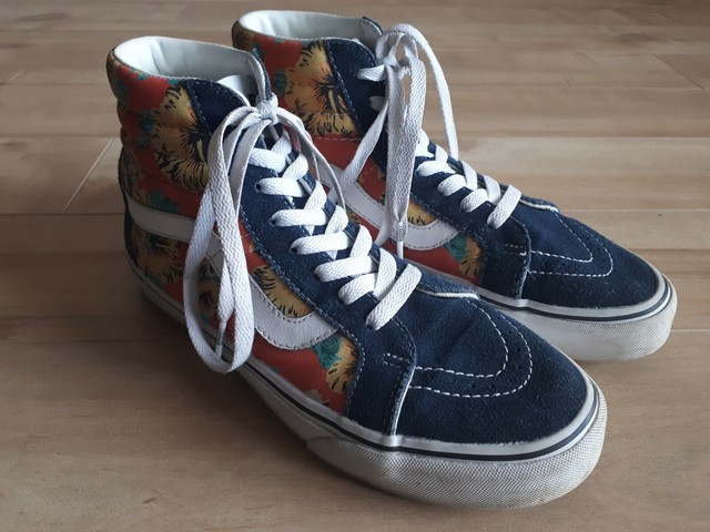 lace up high top vans