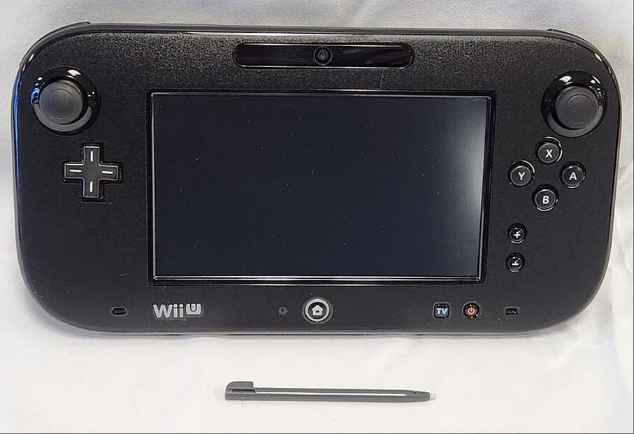 Renewed Nintendo Wii U Gaming System 32GB Console + Gamepad
