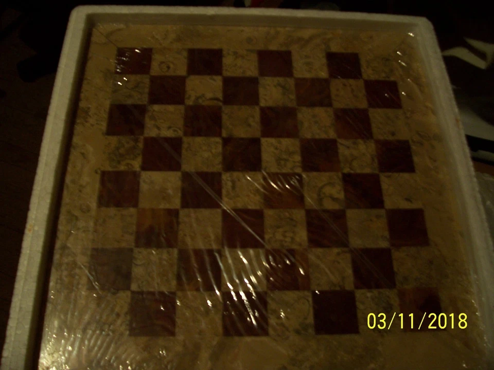 boite de jeux d echec en verre 35x35 au + de 3 ans - Photo 1/1