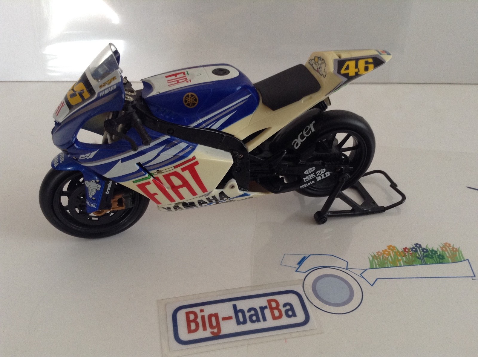 🔥Lot vintage🚗 VALENTINO ROSSI Yamaha YZR M 1 FIAT MotoGP 2009  1/24 🔥🏝️