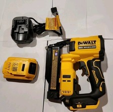 NEW DeWalt 20V ATOMIC Brushless 23 Gauge Pin Nailer w/ 2aH Battery Model# DCN623
