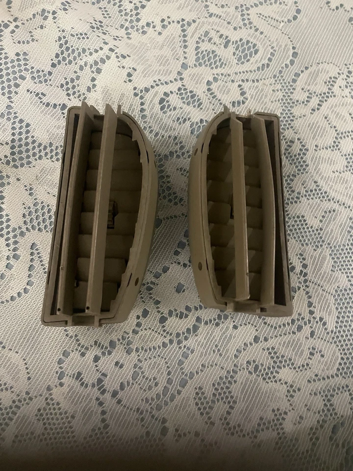 Chevy Astro Express GMC Safari 1996-2005 salpicaduras de tablero (2) lados derecho izquierdo tostado Foto 2 de 3