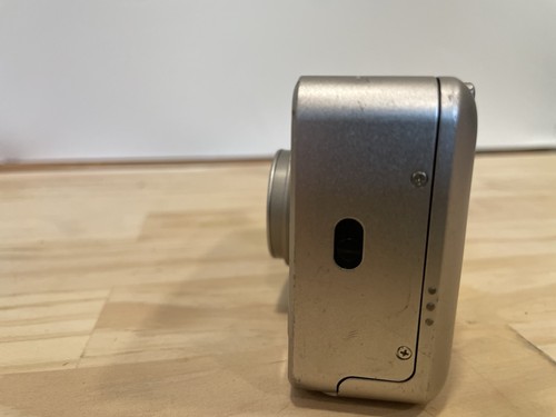 Fujifilm DL Super Mini Zoom Camera - Working, Slider Detached At Top READ - Picture 5 of 14