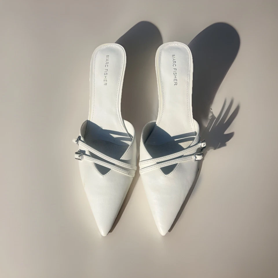 Marc Fisher Off White Gatito Tacón Mula Talla 9.5 Foto 3 de 4