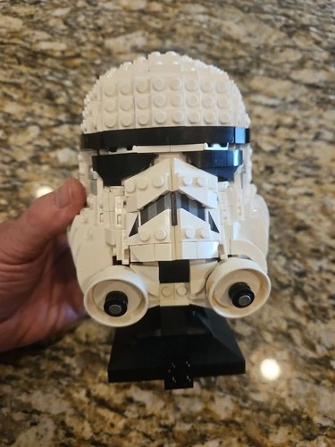 Lego 75276 Stormtrooper *Missing A Few Pieces