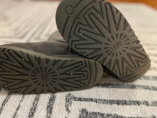 Ugg's Kids Size 3, Grey, Excellent condition