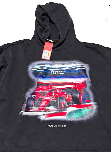 635996-01 Limited Puma x Scuderia Ferrari Las Vegas black hoodie - Size Small