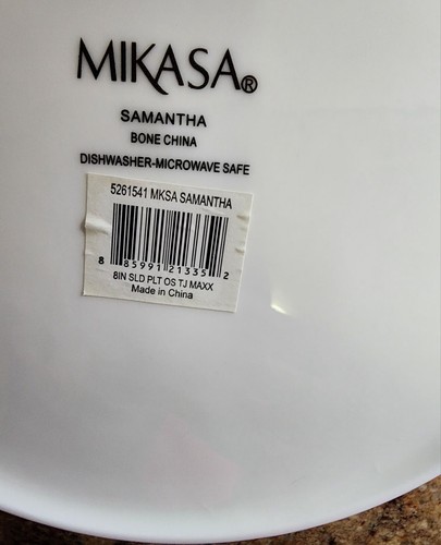 Mikasa SAMANTHA White Bone China Salad Plates 8 1/4" Set of Four NEW - Picture 4 of 6