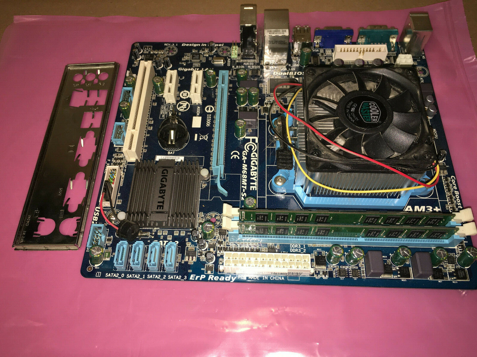 Gigabyte GAM68MTS2 Motherboard. AMD FX 4100 3.6GHz. I/O Shield. 8GB