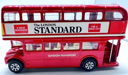 Corgi Double Decker Bus Made In Great Britain With Decals Intact - Picture 14 of 14
