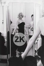 CARROLL BAKER Baby Doll Fashion MIROIR Mirror Mode Candid Photo 1958