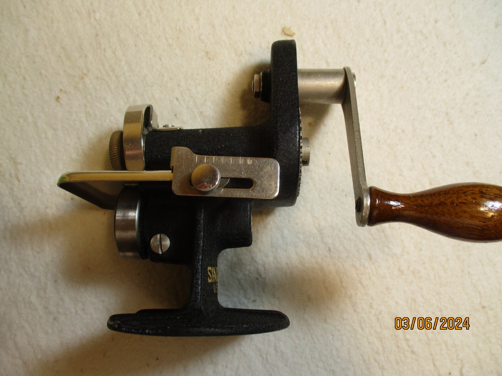 Vintage Singer Ball Bearing hand operated Pinker in box eBay