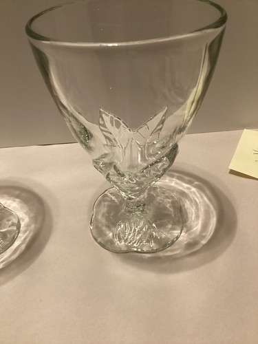3er Set - La Rochere Standfuß Wasserkelche. Strukturierte Blattbasis & Stiel. 5 3/4" - Bild 8 von 18