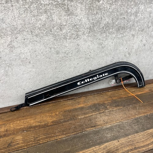 Vintage Schwinn Collegiate Black Chainguard 26 in Cable Guide Lightweight 60s - 第 1/18 張圖片
