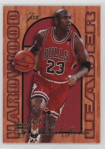 1995-96 Fleer Flair Hardwood Leader Michael Jordan #4 HOF