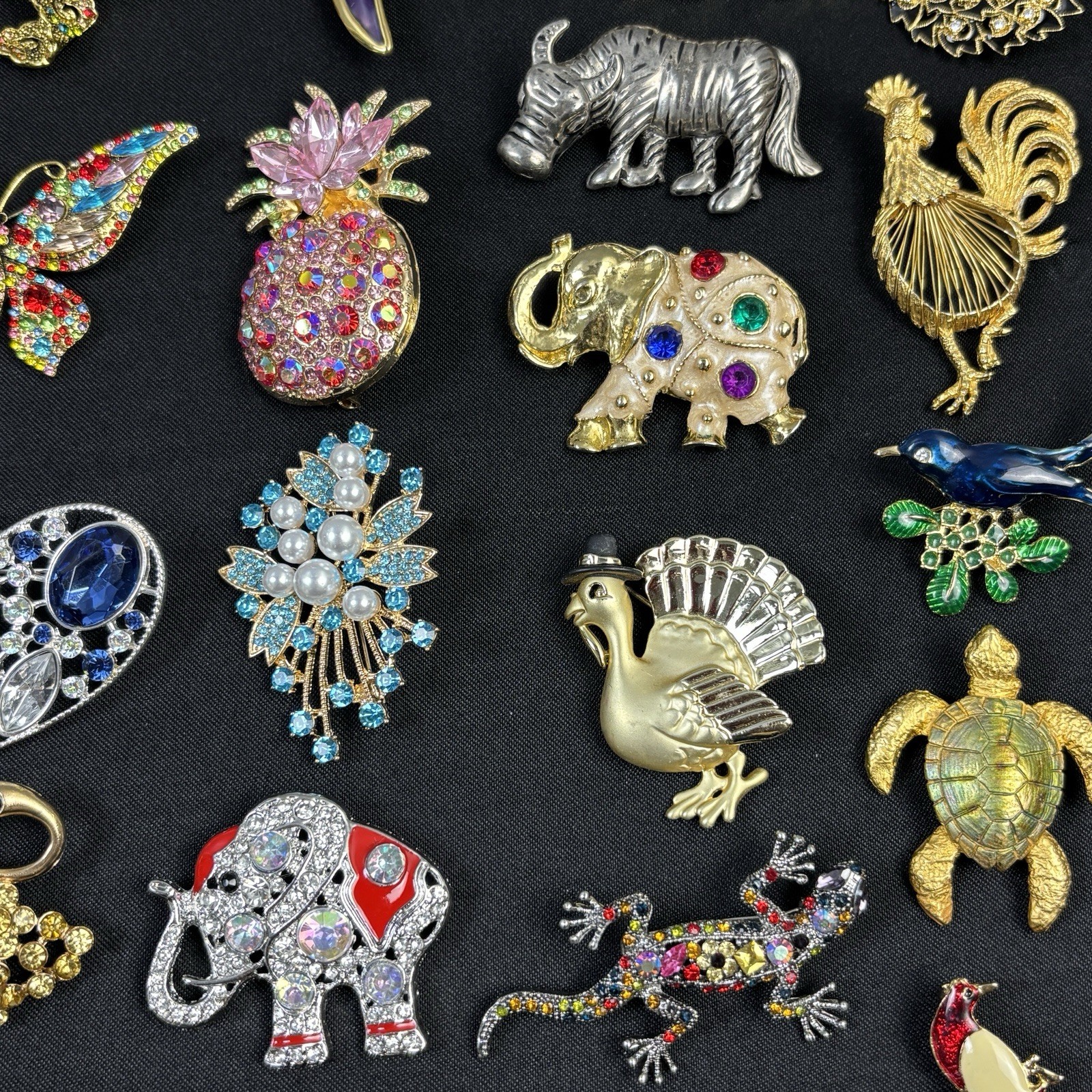 Mostly Modern Assorted Unsigned Brooch Pin Lot Of… - image 3