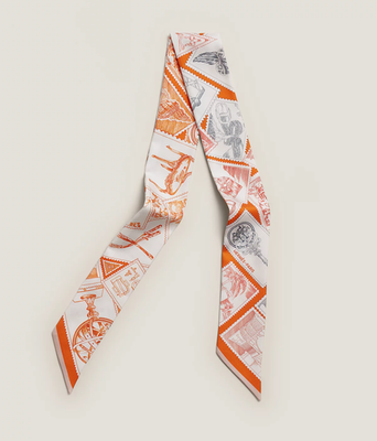 エルメス HERMES ツイリー LE PHILATELISTE DU FAUBOURG スカーフ 衣料品 シルク シルク レディース レッド系 / ホワイト系 / マルチカラー 【中古】 NEW Hermes Le Philateliste du Faubourg Twilly - Orange Cuit / Gris