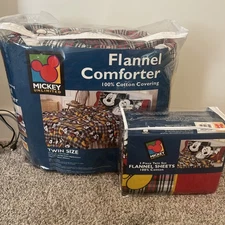 Mickey Unlimited Twin Size Flannel Comforter  3-piece Twin Flannel Sheet Set New