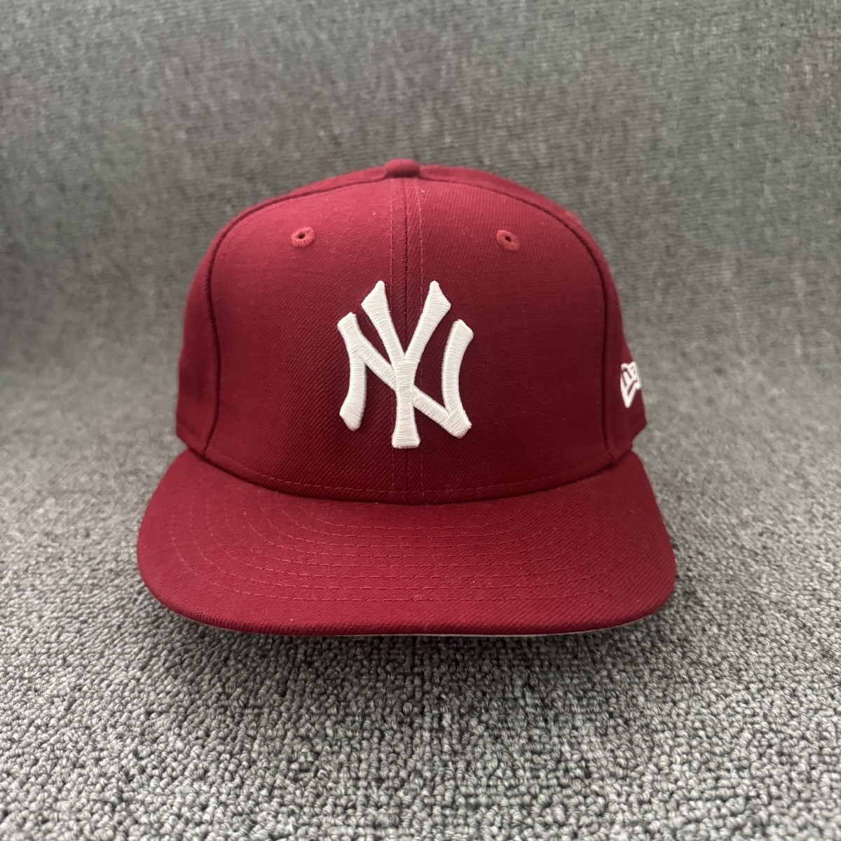 New Era New York Yankees Fitted Cap Maroon White Logo