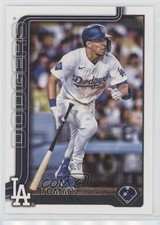 2025 Topps Series 1 Tommy Edman #214 w7v