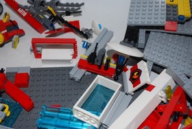 LEGO City 60110 Fire Station &ndash; 99% Complete &ndash; Missing Small Parts No Instruction