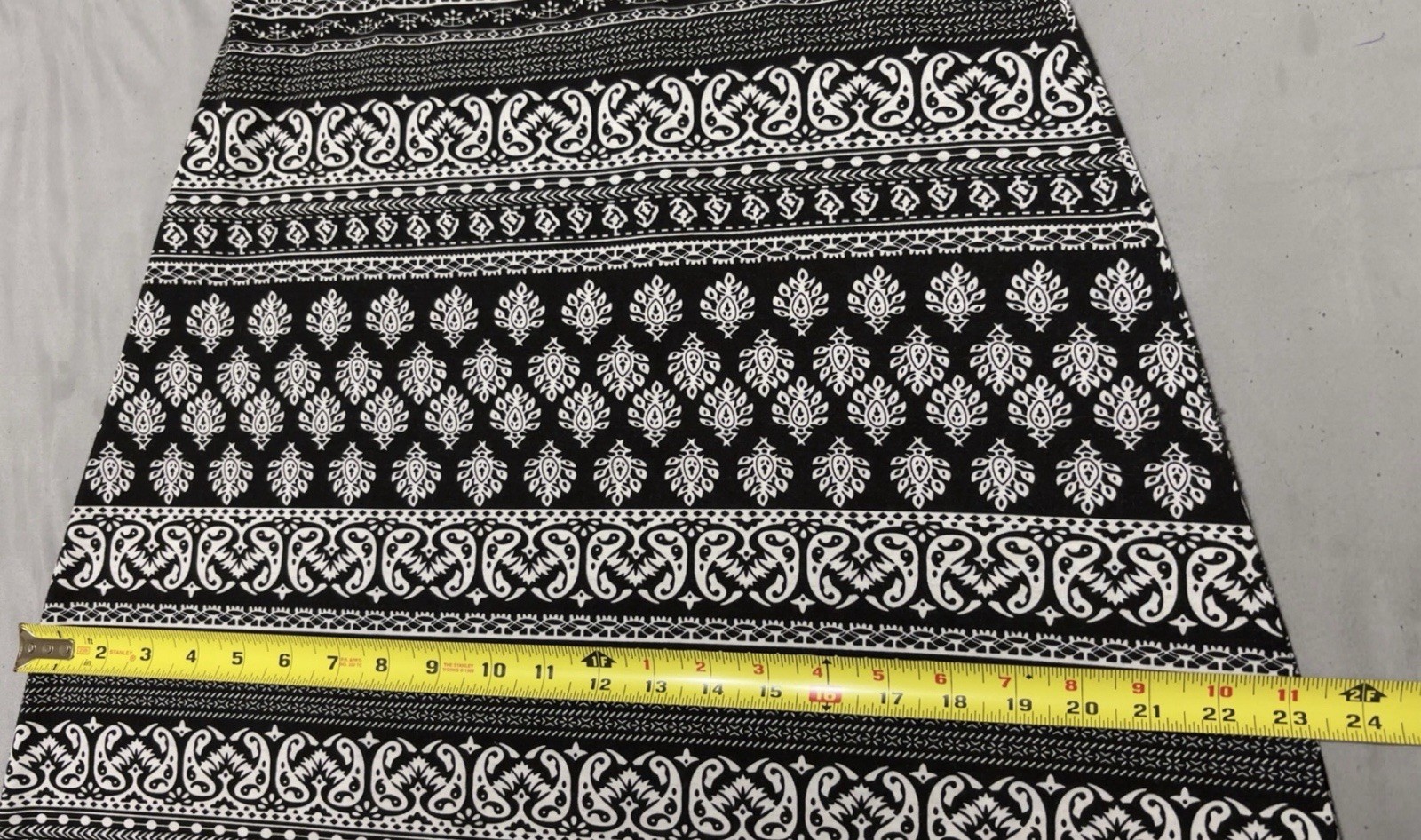 Urban Coco Maxi Skirt Black And White Batik Print Large Boho Vibes Lightweight image 5