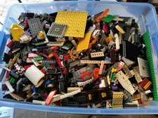 35lbs LEGO/ Parts/ Pieces Lot Bulk Assorted with Mini Figs. Free Shipping !